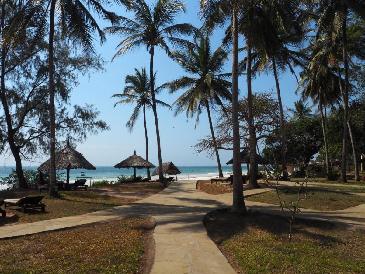 Eleven Pearl Boutique Hotel & Spa Diani Beach Zewnętrze zdjęcie