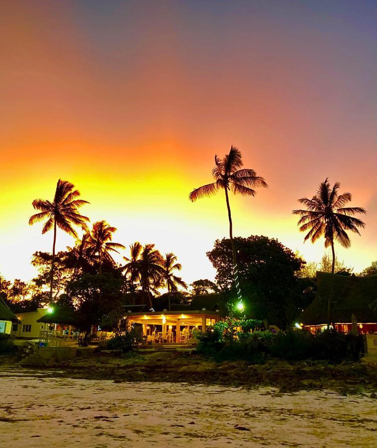 Eleven Pearl Boutique Hotel & Spa Diani Beach Zewnętrze zdjęcie