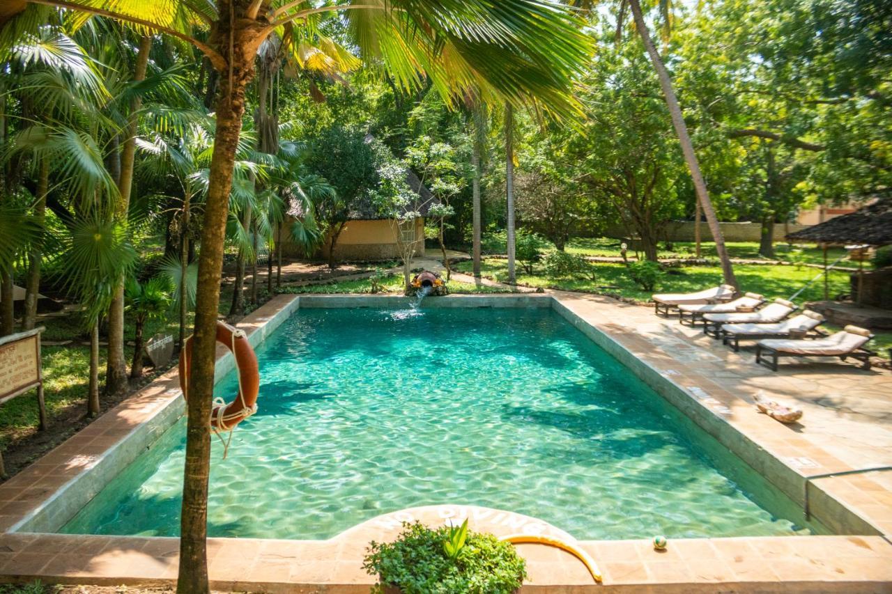 Eleven Pearl Boutique Hotel & Spa Diani Beach Zewnętrze zdjęcie